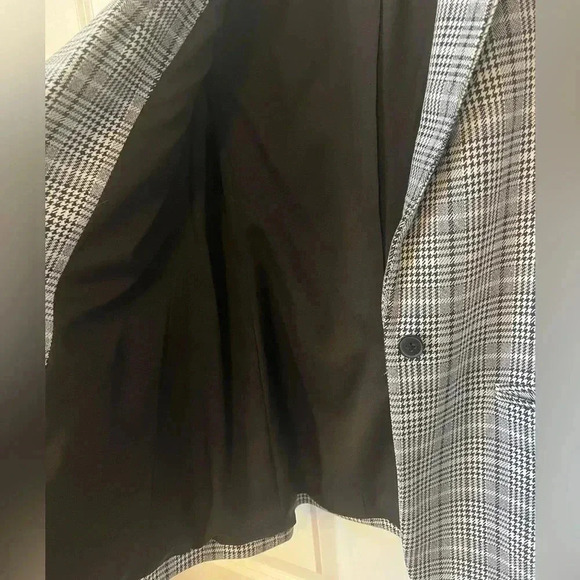 Gap Houndstooth Single Button Blazer - Picture 8 of 10
